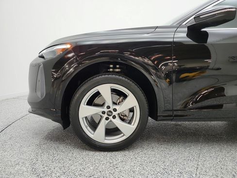 Used 2025 Audi Q5 Premium Plus w/ Premium Plus AWD/4WD image 30