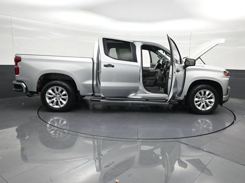 Used 2021 Chevrolet Silverado 1500 Custom RWD image 31