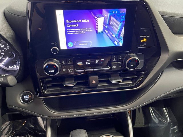 Used 2023 Toyota Highlander L FWD image 30