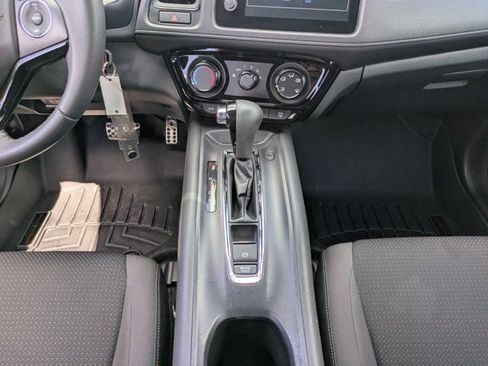 Used 2019 Honda HR-V Sport image 19