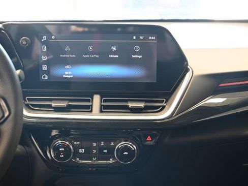 New 2026 Chevrolet Trax RS w/ Sunroof Package FWD image 14