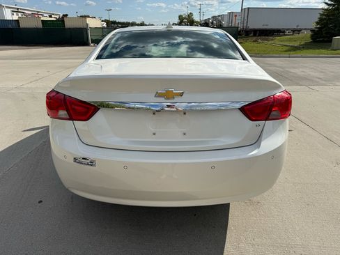 Used 2014 Chevrolet Impala LT w/ Convenience Package image 7