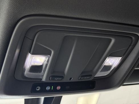 Used 2021 Chevrolet Silverado 2500 LT w/ Convenience Package image 61