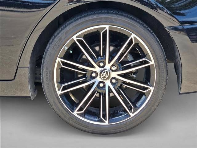 Used 2022 Toyota Avalon Touring w/ Advanced Safety Package FWD image 21