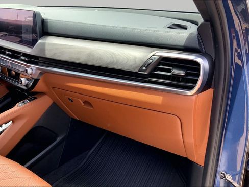 Certified 2025 Kia Telluride SX Prestige X-Line AWD/4WD image 19