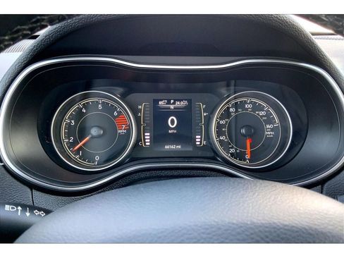 Used 2020 Jeep Cherokee Latitude Plus w/ Cold Weather Group image 22