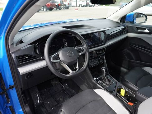 Used 2022 Volkswagen Taos SEL w/ Panoramic Sunroof Package image 24