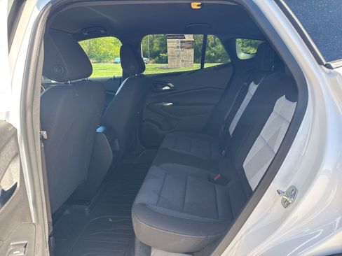 Used 2024 Chevrolet Trax RS w/ Driver Confidence Package image 13