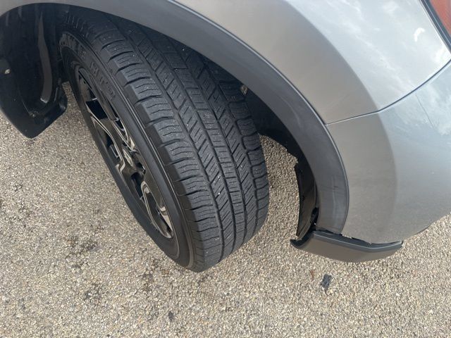 Used 2019 Honda CR-V Touring image 5
