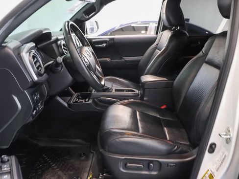 Used 2021 Toyota Tacoma TRD Pro AWD/4WD image 20