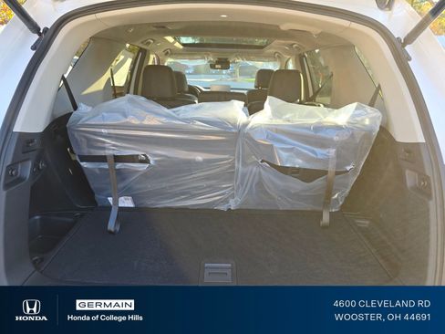 New 2025 Honda Pilot Touring image 25