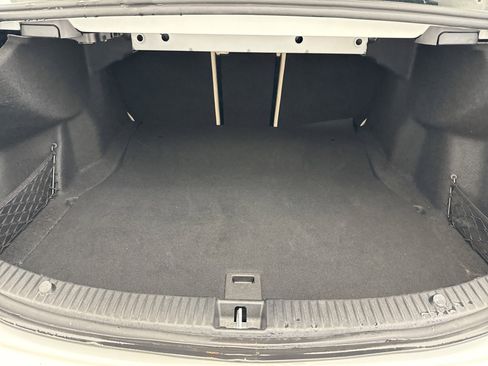 Used 2019 Mercedes-Benz C 300 4MATIC Sedan image 19