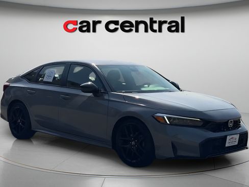 Used 2025 Honda Civic Sport image 8