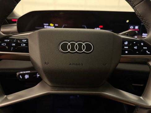 Used 2025 Audi A6 e-tron Premium Plus w/ Premium Plus RWD image 23