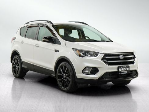 Used 2019 Ford Escape Titanium AWD/4WD image 7