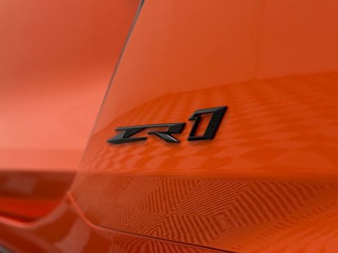 Used 2025 Chevrolet Corvette ZR1 w/ ZR1 Carbon Fiber Aero Package RWD image 15