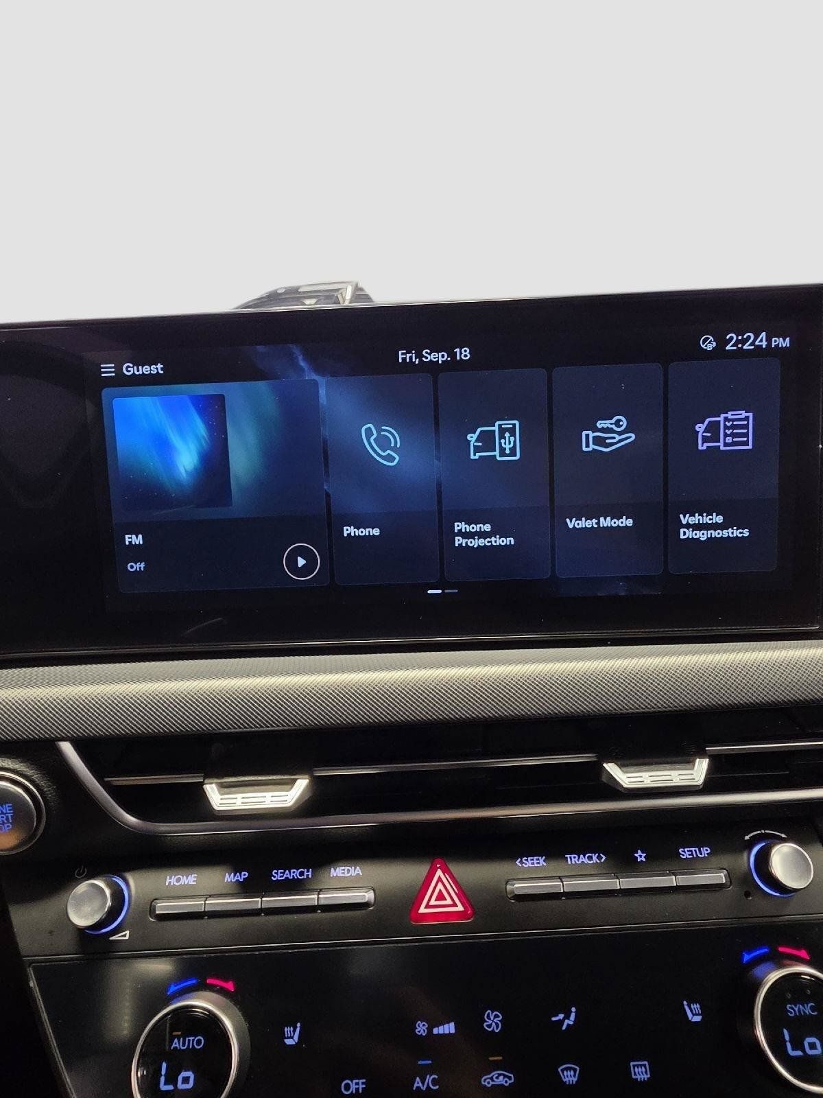 Used 2025 Hyundai Sonata SEL FWD image 35