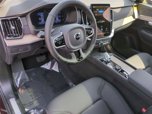 New 2026 Volvo XC90 B6 Plus w/ Protection Package AWD/4WD image 9