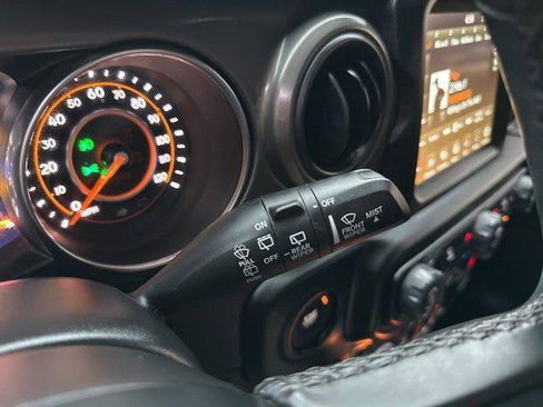 Certified 2022 Jeep Wrangler Unlimited Sport w/ Sun And Sound Package image 23