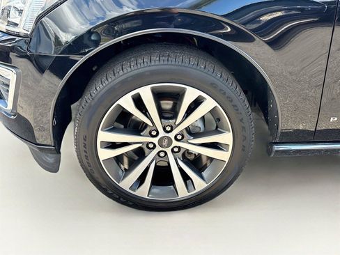 Used 2020 Ford Expedition Platinum RWD image 34