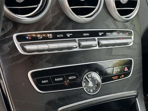 Used 2021 Mercedes-Benz C 300 4MATIC Sedan image 25