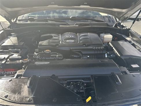 Used 2023 Nissan Armada SL w/ Captain's Chairs Package image 18