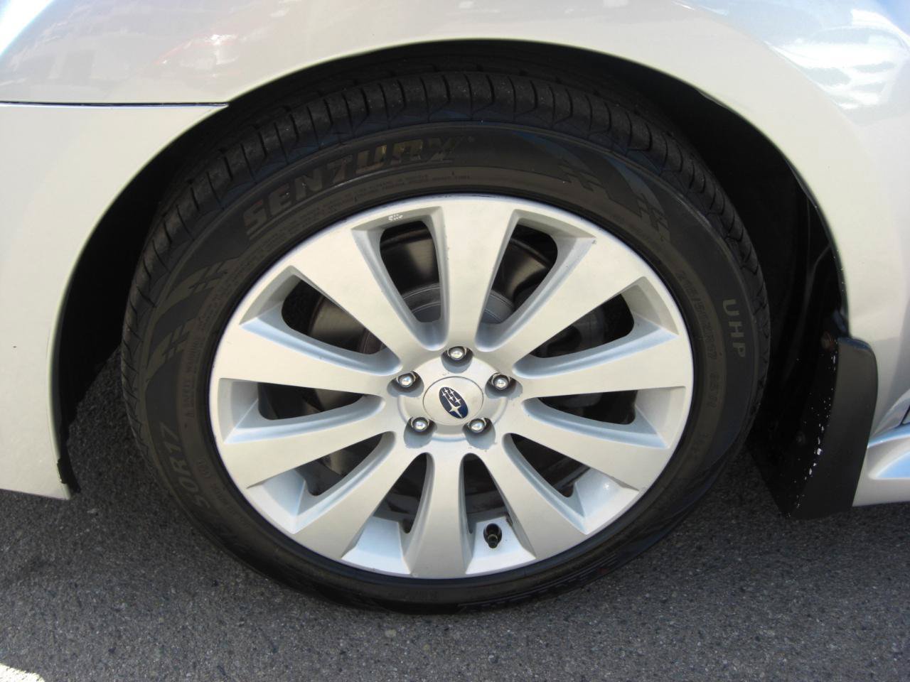 Used 2012 Subaru Legacy 2.5i Limited AWD/4WD image 4