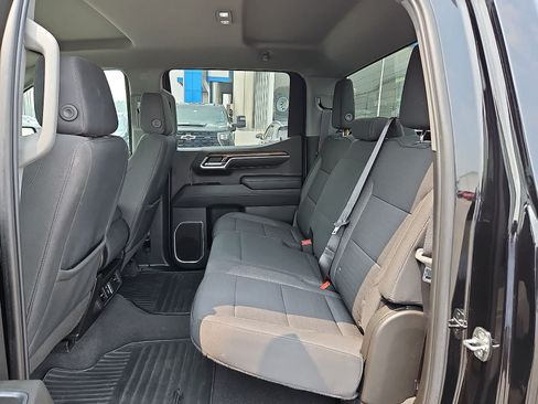 Used 2022 Chevrolet Silverado 1500 RST w/ Z71 Off-Road Package AWD/4WD image 30