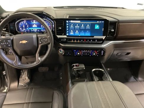 Used 2024 Chevrolet Silverado 1500 High Country w/ Technology Package image 29