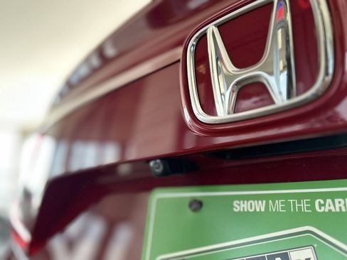 Used 2019 Honda Accord Sport image 19