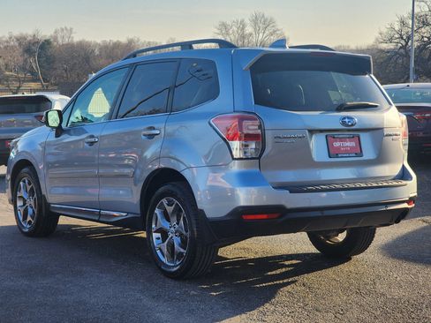 Used 2017 Subaru Forester 2.5i Touring image 5