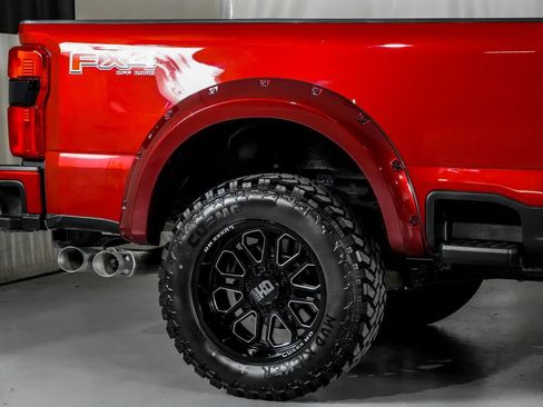 Used 2023 Ford F250 Lariat w/ Chrome Package AWD/4WD image 7