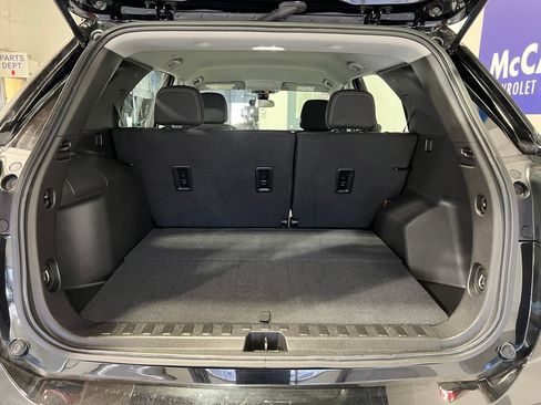 Used 2024 Chevrolet Equinox LS w/ Midnight Edition FWD image 26