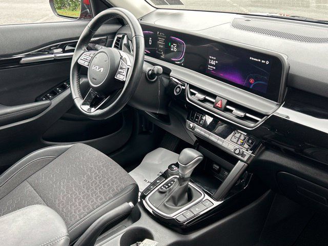 Used 2025 Kia Seltos S AWD/4WD image 33