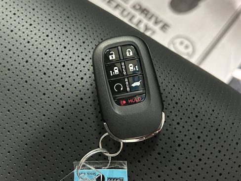 Used 2026 Honda Odyssey Elite image 26