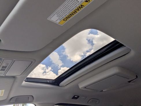 Used 2025 Honda Odyssey Touring image 28