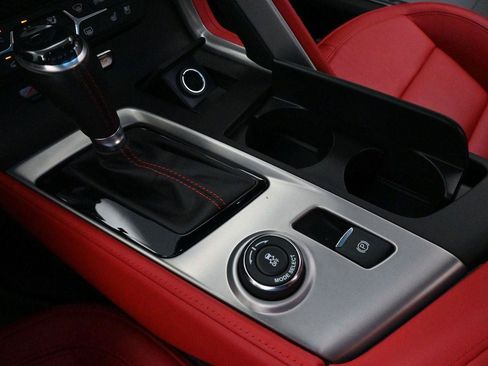 Used 2019 Chevrolet Corvette Z06 RWD image 23