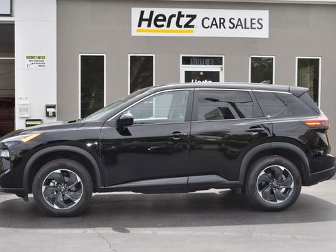 Used 2024 Nissan Rogue SV image 21