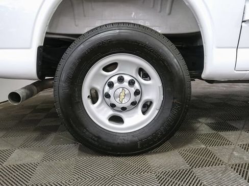 Used 2025 Chevrolet Express 2500 w/ Driver Convenience Package RWD image 14