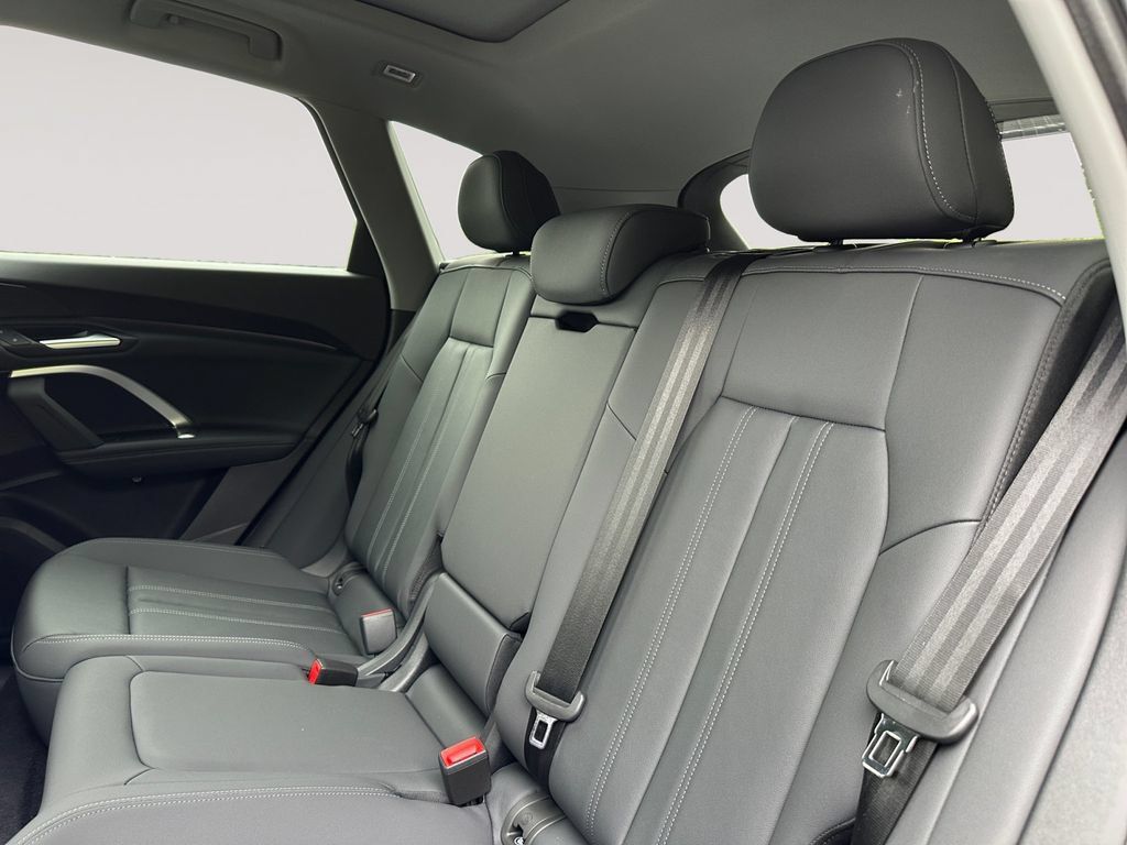 New 2026 Audi Q5 2.0T AWD/4WD image 13