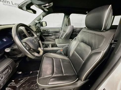 Used 2025 RAM 1500 Limited AWD/4WD image 22
