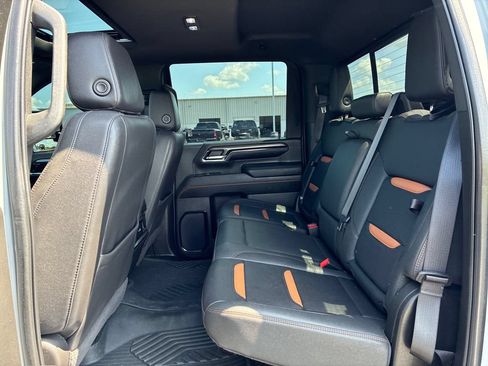 Used 2024 GMC Sierra 2500 AT4 w/ AT4 Premium Plus Package AWD/4WD image 21