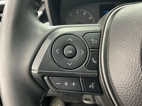 Used 2025 Toyota Corolla SE FWD image 14