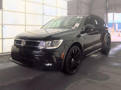 Used 2020 Volkswagen Tiguan SE R-Line FWD image 1