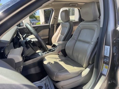 Used 2020 Lincoln Corsair FWD image 10