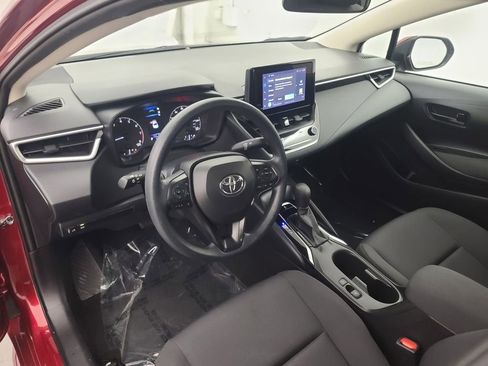Used 2024 Toyota Corolla LE image 25