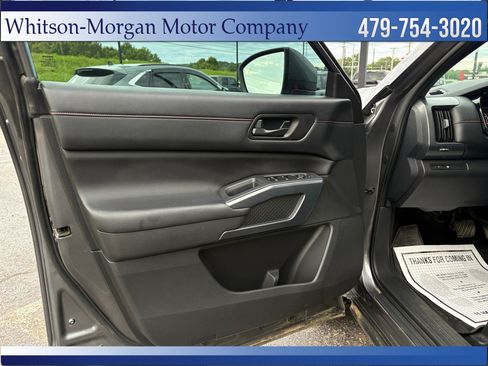 Used 2024 Nissan Pathfinder Rock Creek AWD/4WD image 17
