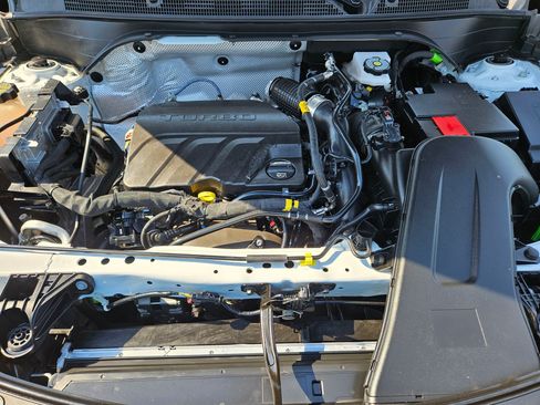 Used 2025 Buick Envista Avenir FWD image 33