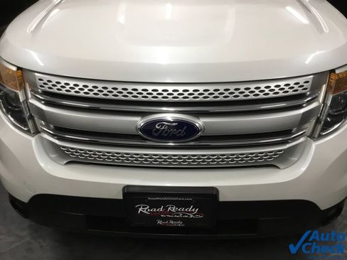 Used 2013 Ford Explorer XLT AWD/4WD image 18