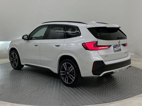 Used 2025 BMW X1 xDrive28i w/ Premium Package image 3
